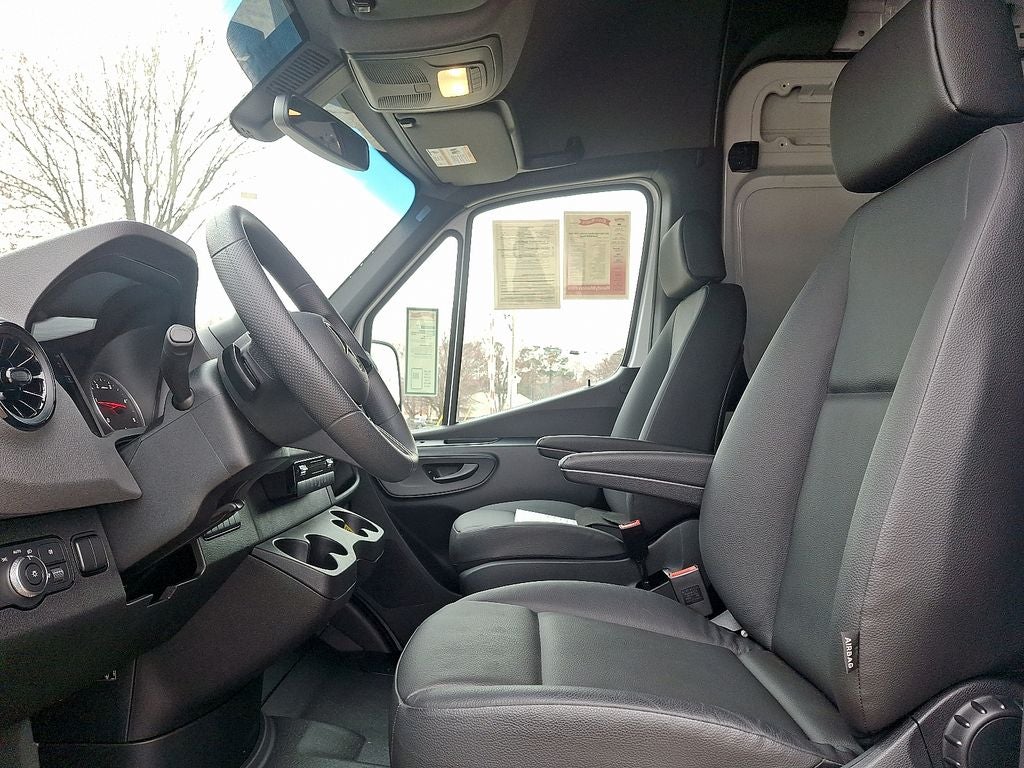 2025 Mercedes-Benz Sprinter 2500 High Roof