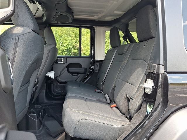 2025 Jeep Wrangler 4-Door Summit 4x4