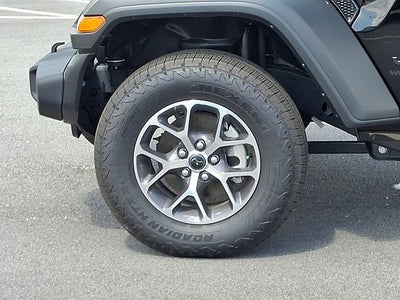 2025 Jeep Wrangler 4-Door Summit 4x4