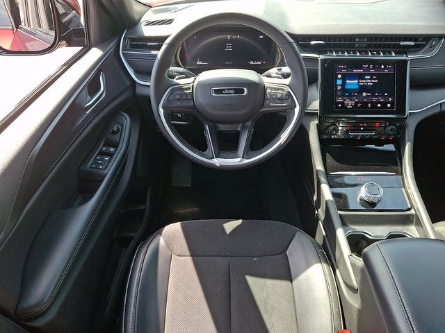 2025 Jeep Grand Cherokee Altitude 4x4