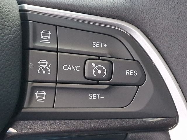2023 Jeep Grand Cherokee L Laredo 4x4