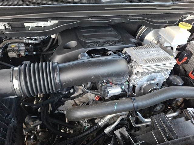 2022 RAM 1500 Limited Crew Cab 4x4 5'7' Box