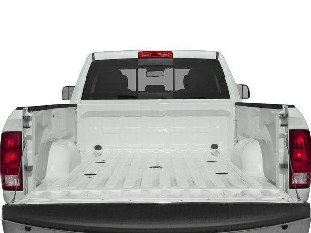 2017 RAM 3500 SLT Crew Cab 4x4 6'4' Box