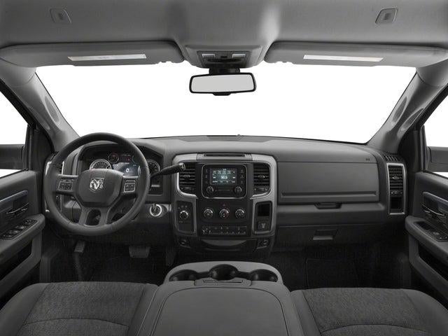 2017 RAM 3500 SLT Crew Cab 4x4 6'4' Box